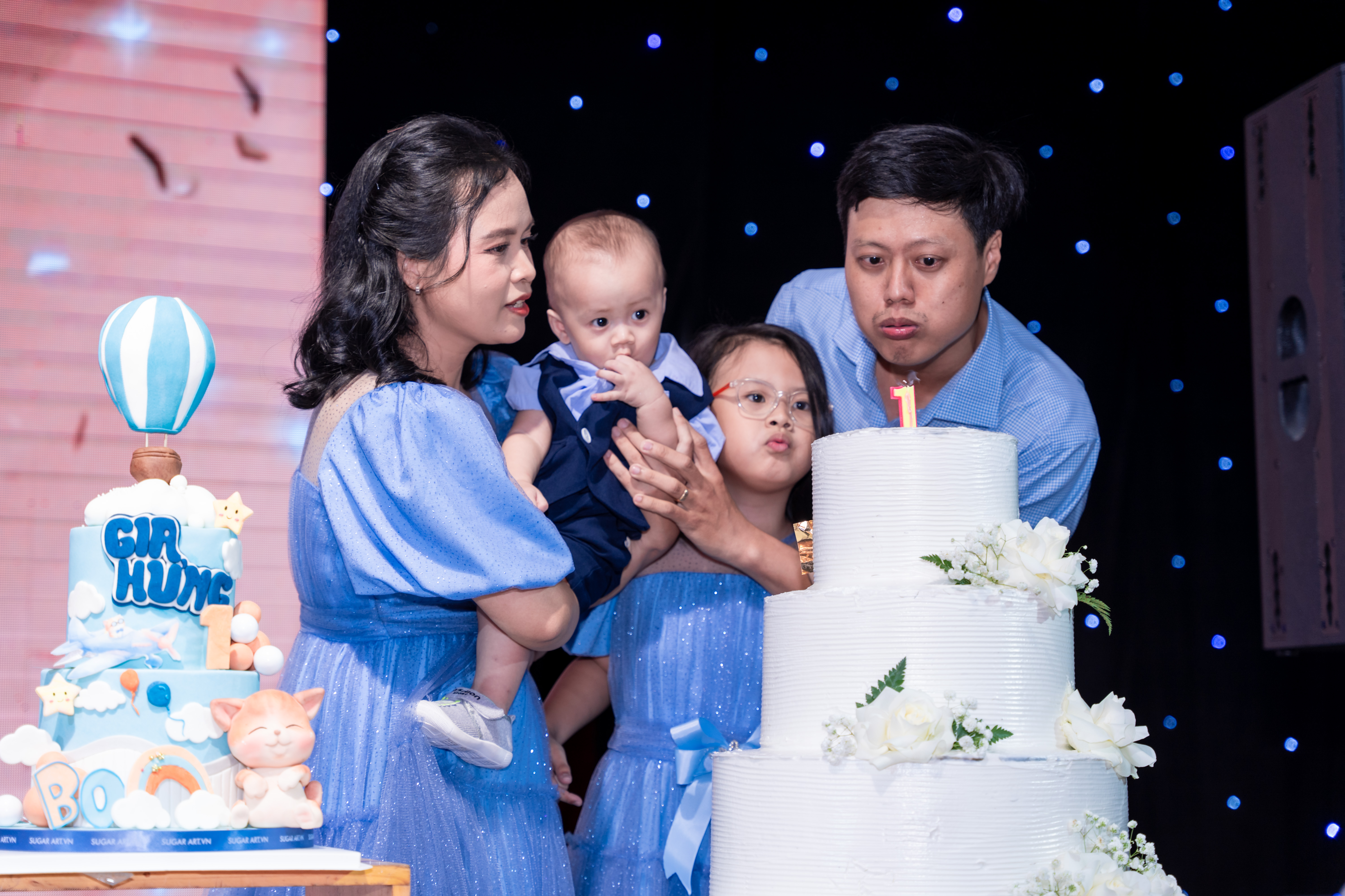 Tổ chức sinh nhật, thôi nôi