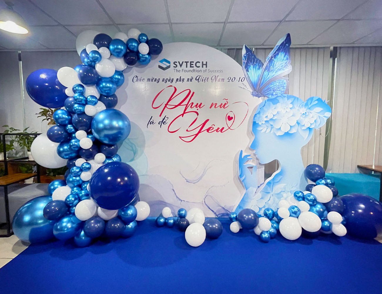 26+ Mẫu Backdrop Trang Trí Ngày 20/10 Đẹp, Sang Trọng & Độc Đáo