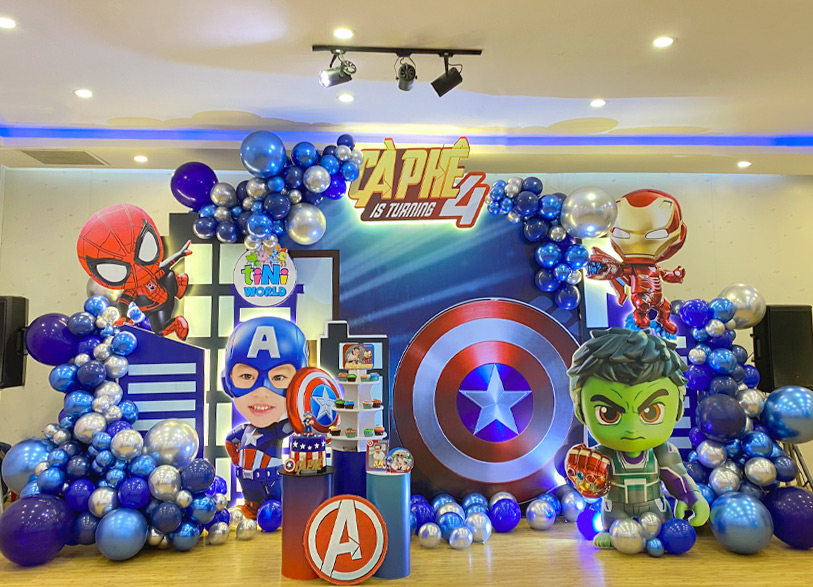 Khám phá kỷ nguyên huy hoàng của biệt đội Avengers