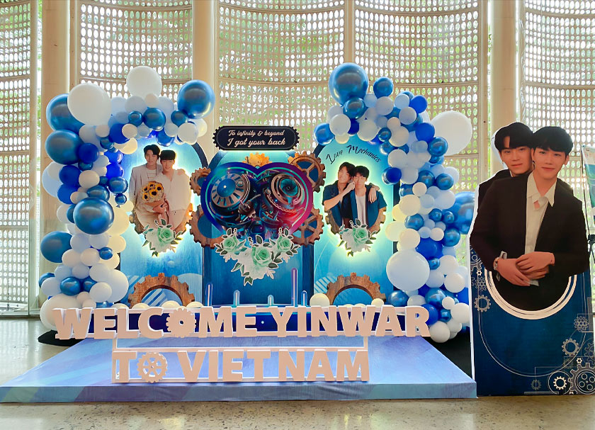 Các mẫu photo booth sáng tạo cho sự kiện fan meeting thêm ấn tượng