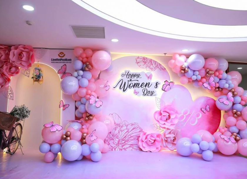 Bỏ túi 04 loại backdrop ngày 8/3 ấn tượng và mới nhất 2025