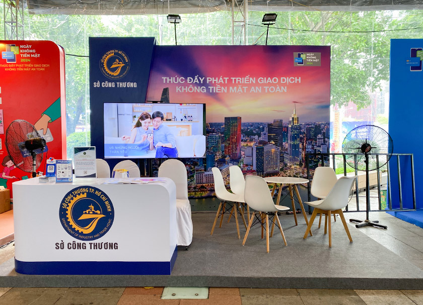 Thi công gian hàng triển lãm Cashless Day 2024