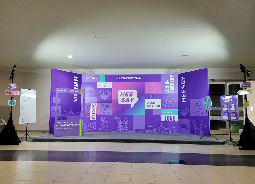 Trang trí booth sự kiện cho ứng dụng Heesay Vietnam