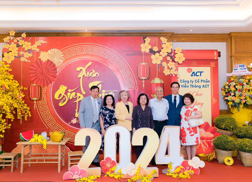 Hòa mình vào không khí rộn ràng trong đêm tiệc tất niên công ty ACT