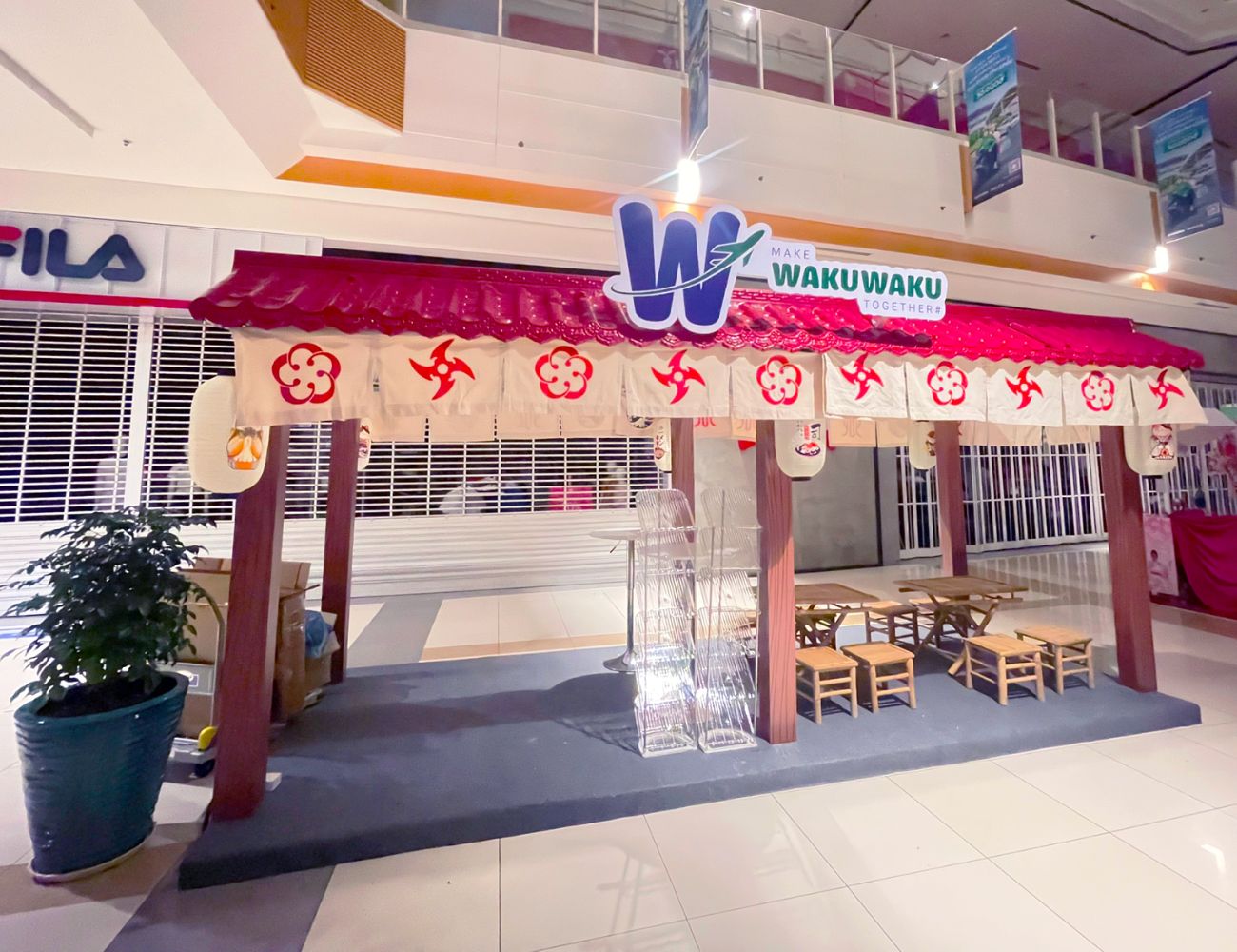 Booth siêu thị thương hiệu Wakuwaku tại Aeon Mall Bình Dương