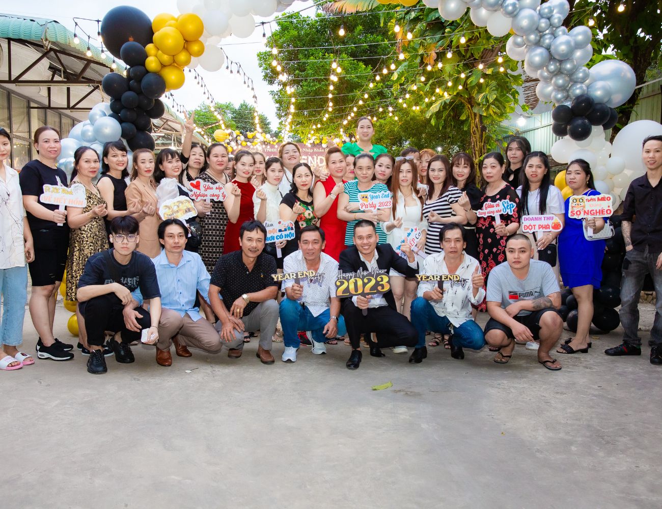 Tiệc Tất Niên Xuất Nhập Khẩu Phi Lâm