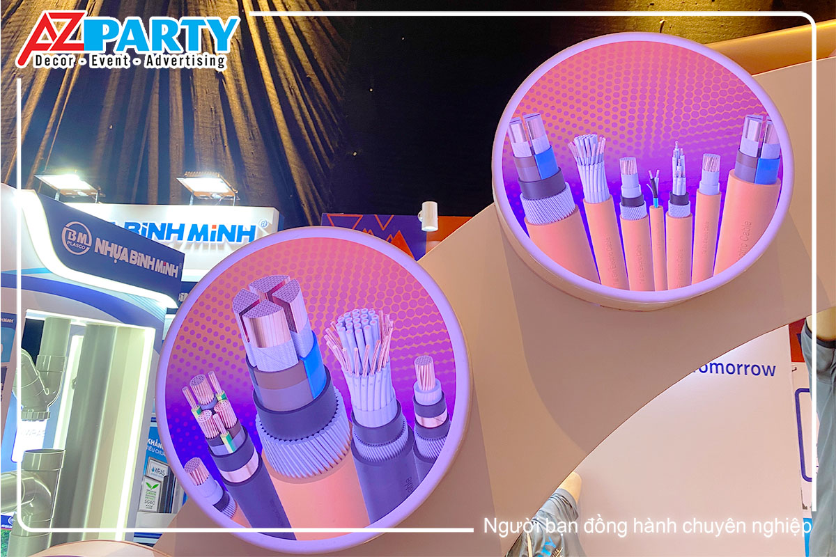 cận cảnh cổng của booth