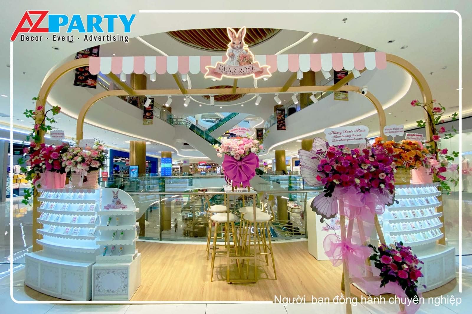mặt chính diện booth nail thương hiệu Dear Rosé
