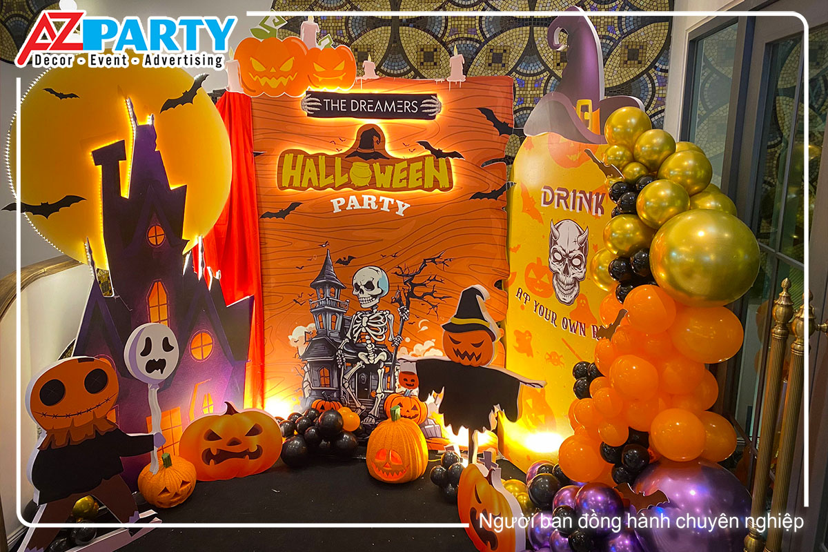 toàn cảnh tiểu cảnh halloween tại The Dreamers