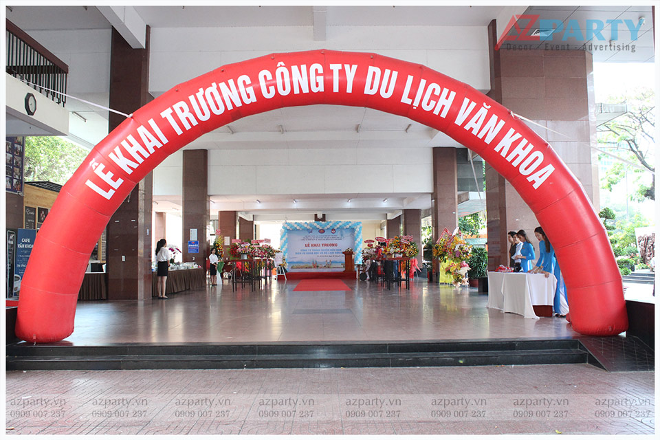 trang-tri-khai-truong