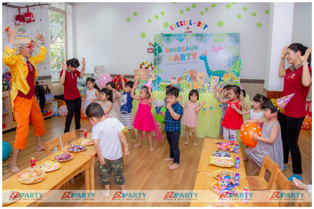 tổ chức sinh nhật cho bé ở lớp 1