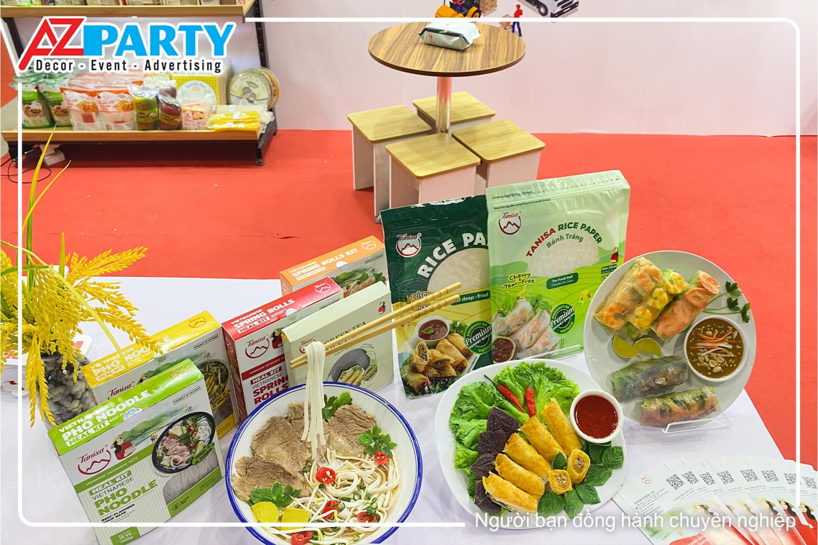 Sản phẩm trưng bày sống động