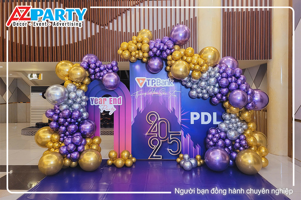 Backdrop Tất niên tone tím sang trọng của TP bank 