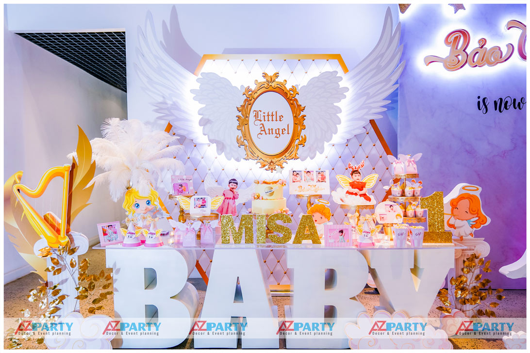 trang trí bàn tiệc sinh nhật cho bé gái