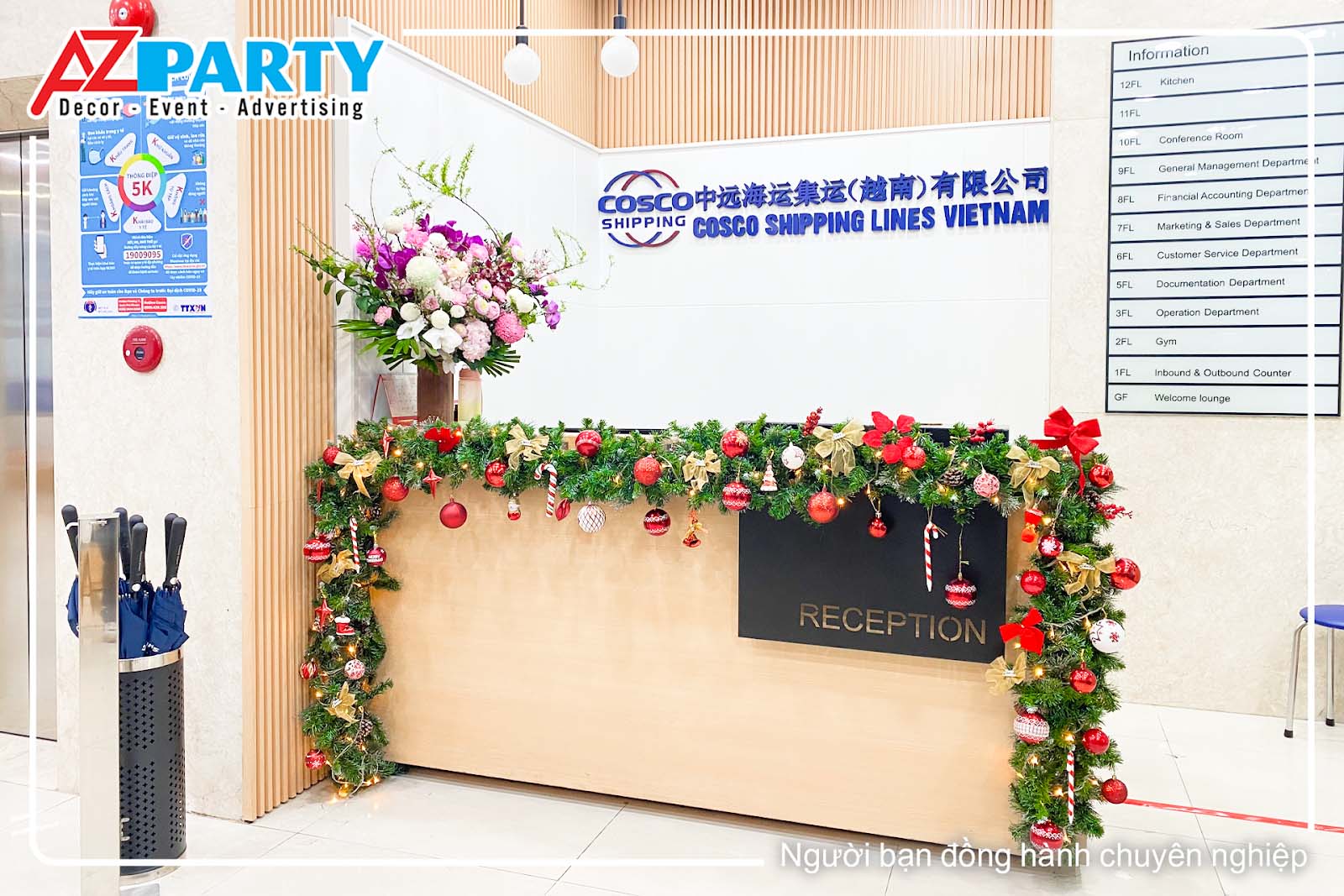 Trang trí noel quầy lễ tân 