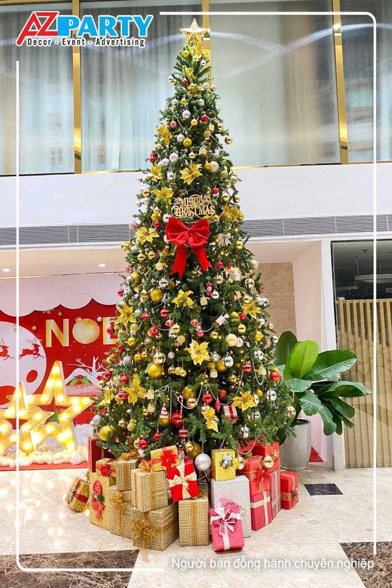 Trang trí cây thông noel 4m5 văn phòng