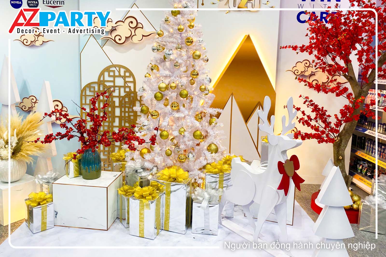 trang trí cây thông tone trắng 