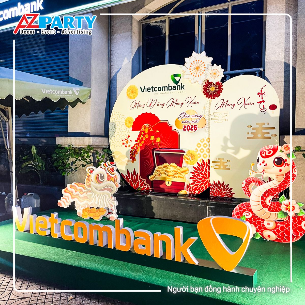 Góc bên phải của tiểu cảnh