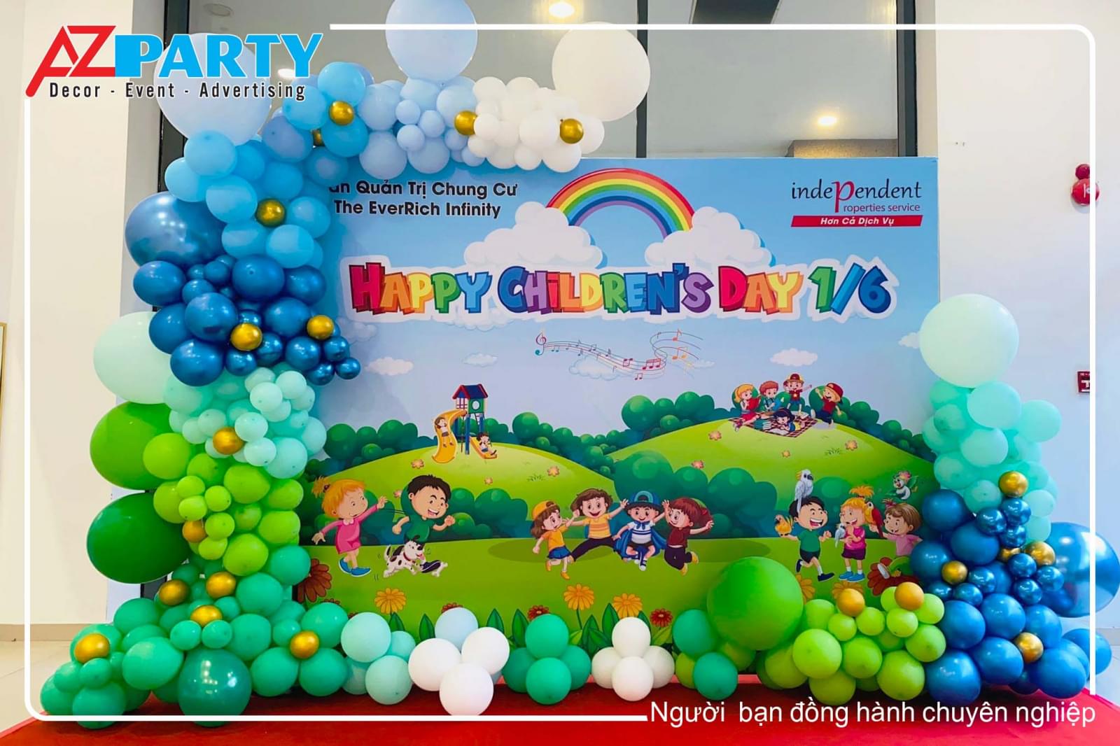 Cận cảnh backdrop chương trình QTTN The Everrich Infinity